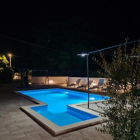 Summer House Nina Apartment Pavicini Exterior photo